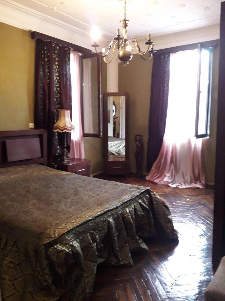 Guest House Temuri バトゥーミ エクステリア 写真