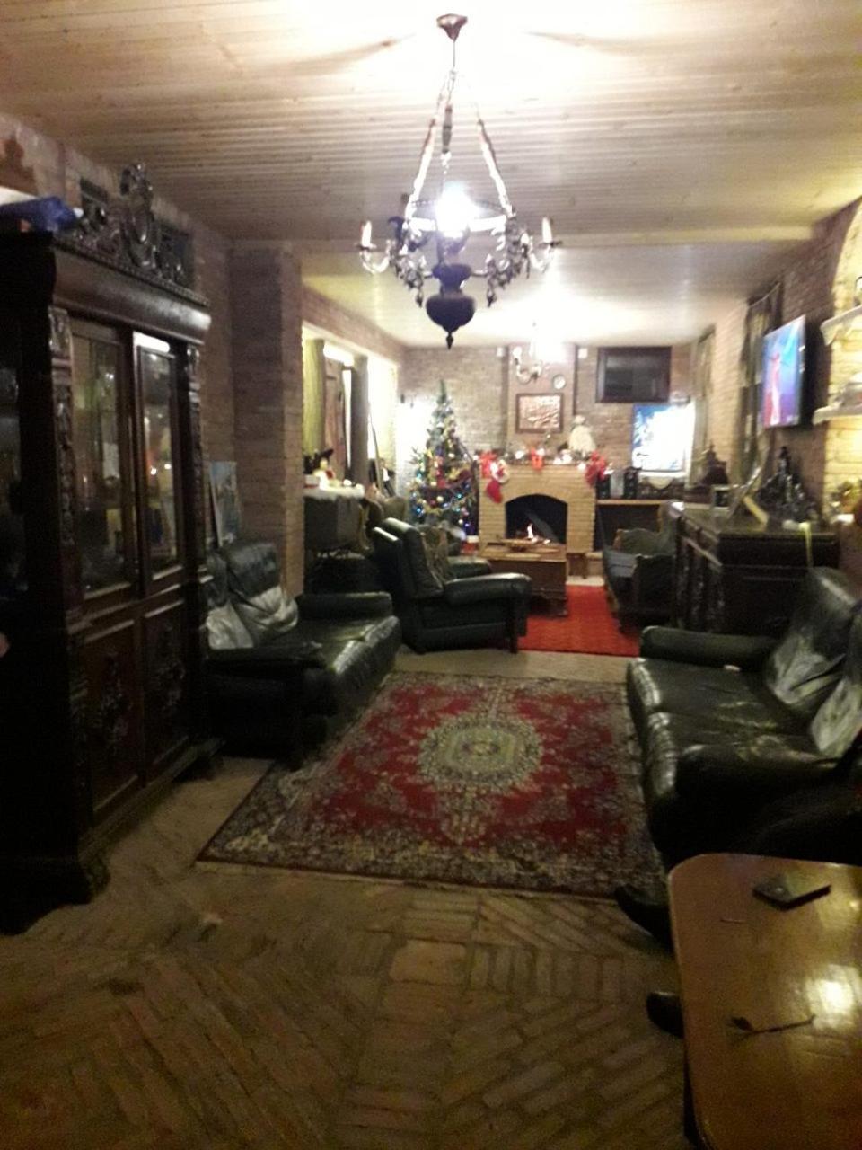 Guest House Temuri バトゥーミ エクステリア 写真